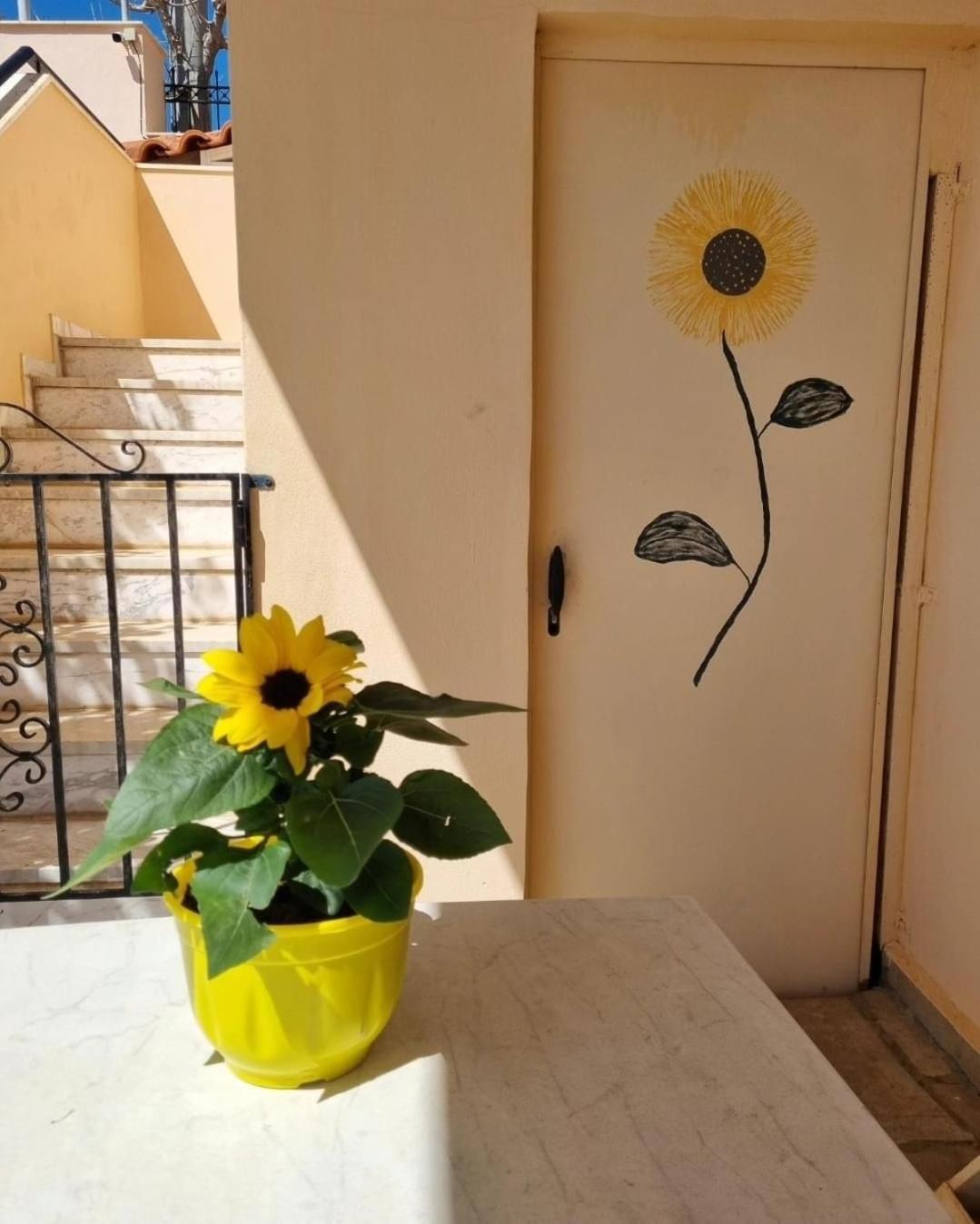 Eagles Nest Villa Athenian Riviera In Aghia Marina Near Lagonisi, Next To The Beach Close To Athens Airport Agia Marina  Екстериор снимка